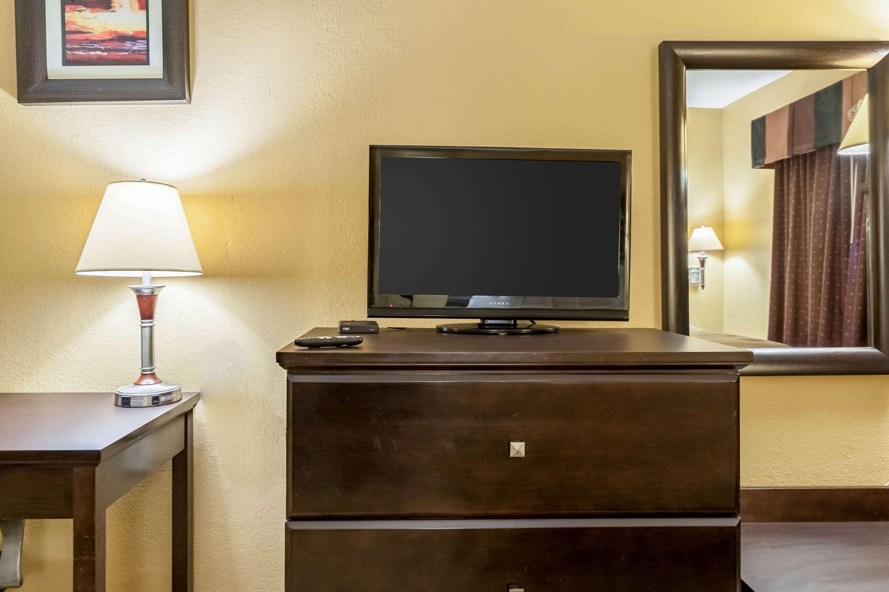 Quality Inn & Suites Лафайетт Экстерьер фото