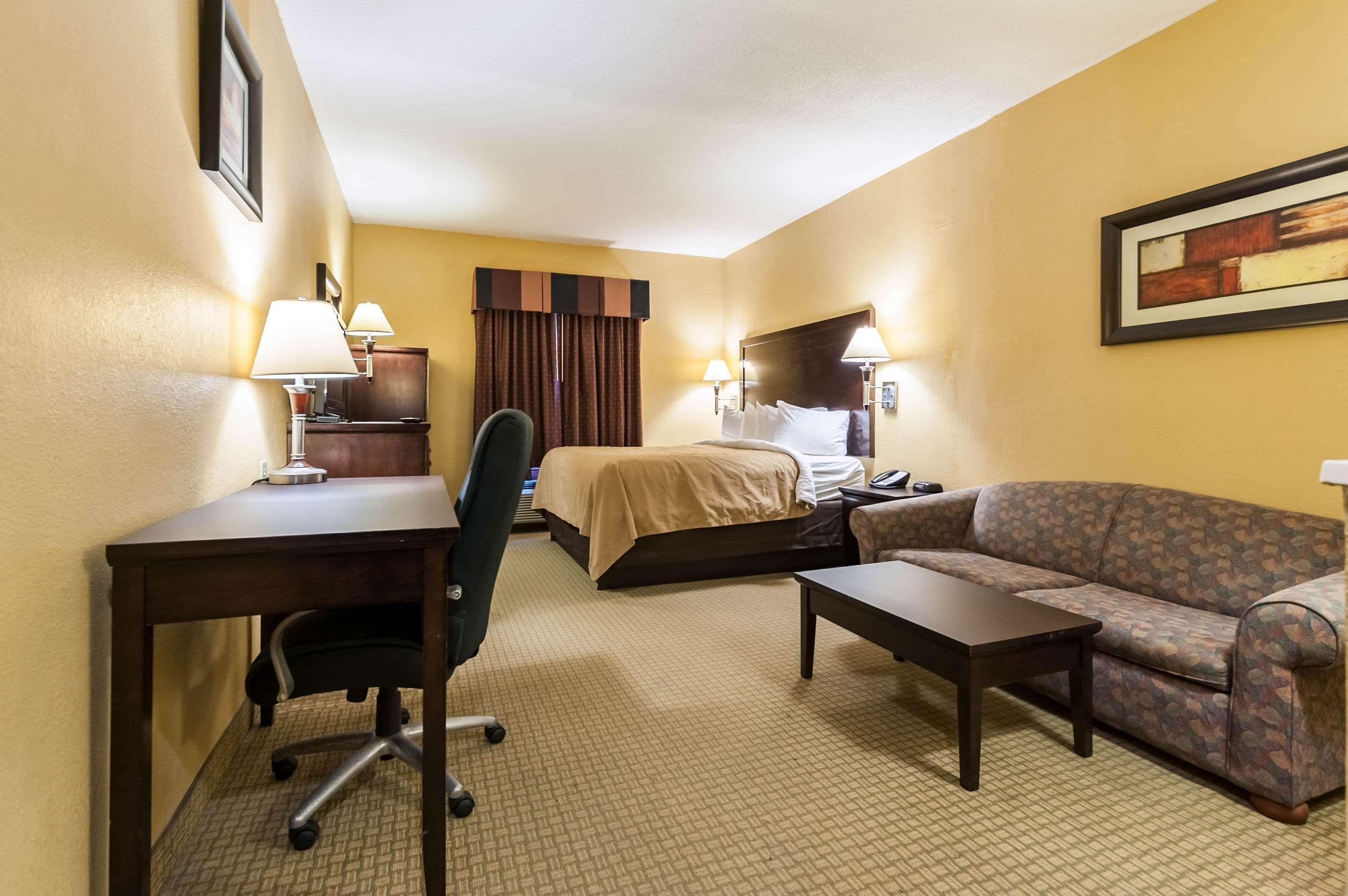 Quality Inn & Suites Лафайетт Экстерьер фото