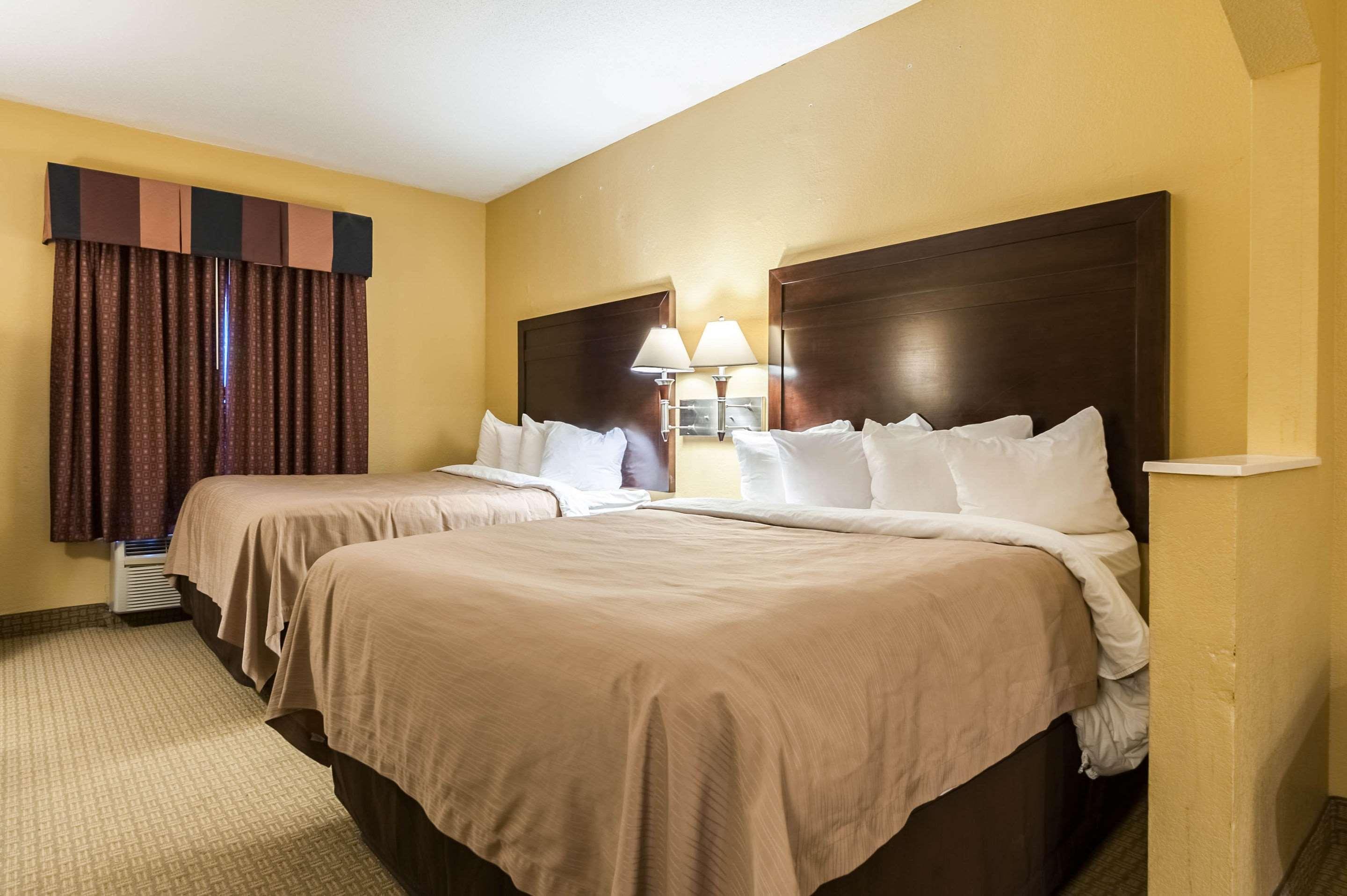Quality Inn & Suites Лафайетт Экстерьер фото