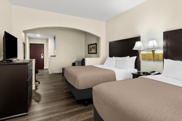 Quality Inn & Suites Лафайетт Экстерьер фото