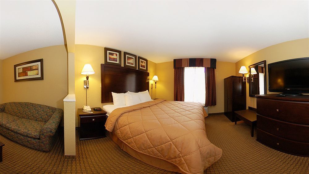 Quality Inn & Suites Лафайетт Экстерьер фото